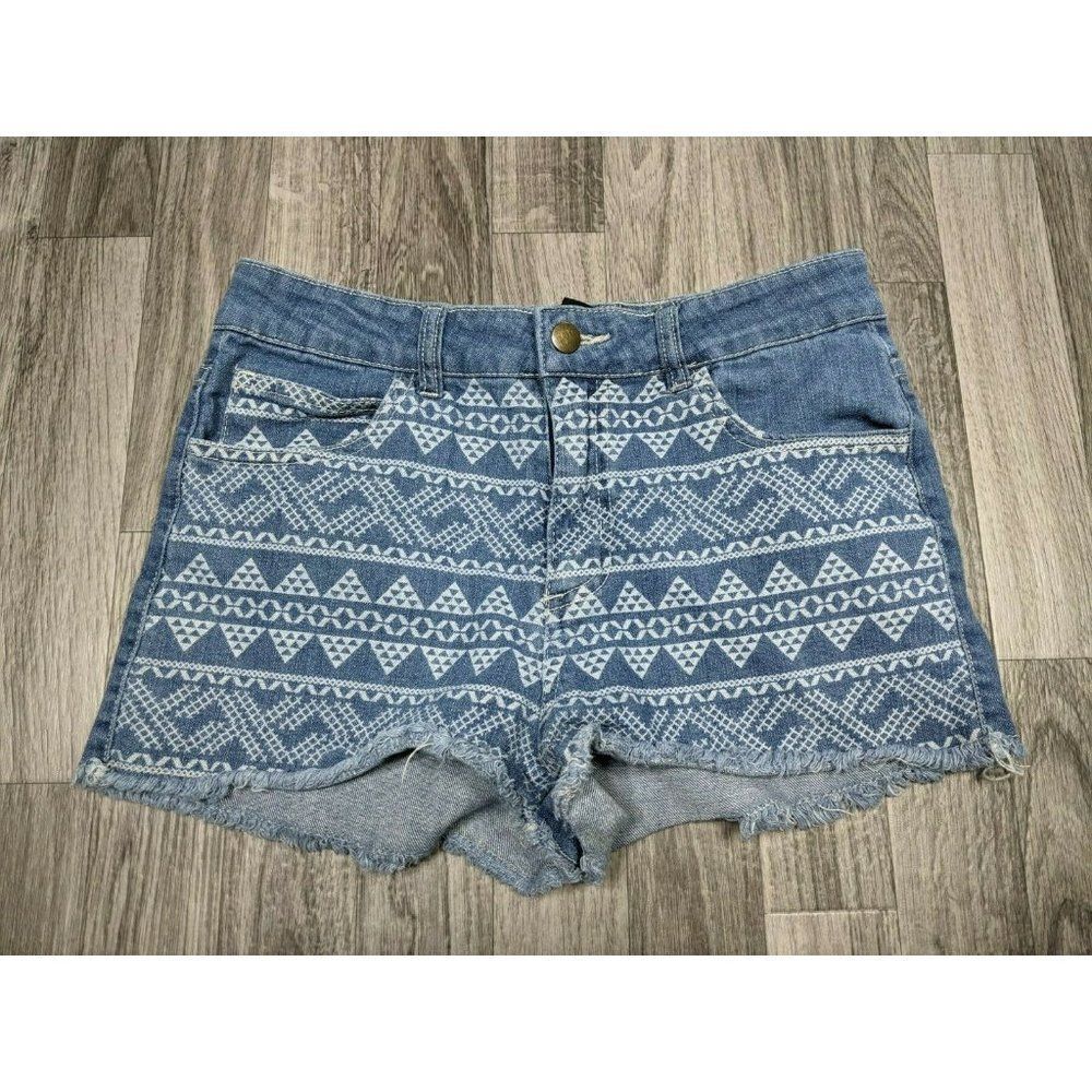 (3/$27) Forever 21 Women Size 28 Fringe Hem Tribal Print Short Denim Jean Shorts